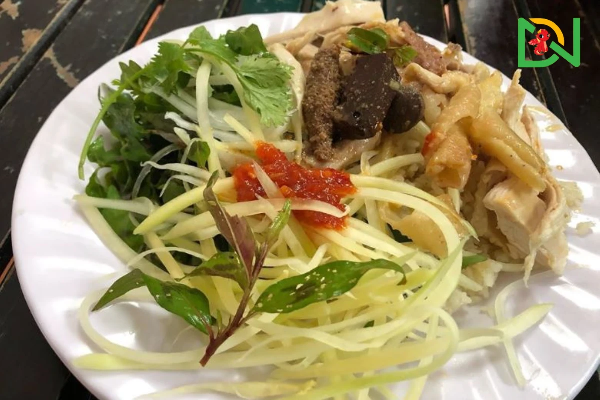 Cơm gà Hội An – Món ăn nổi tiếng khó cưỡng